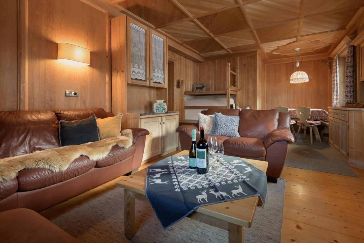 Apartments Heritage House Margherita Santa Cristina Val Gardena Bagian luar foto