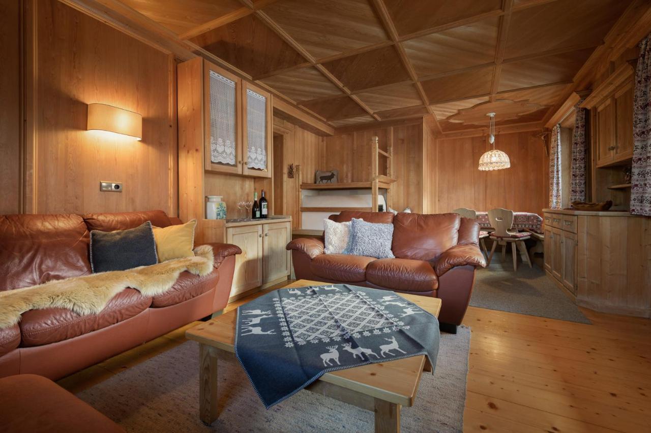 Apartments Heritage House Margherita Santa Cristina Val Gardena Bagian luar foto
