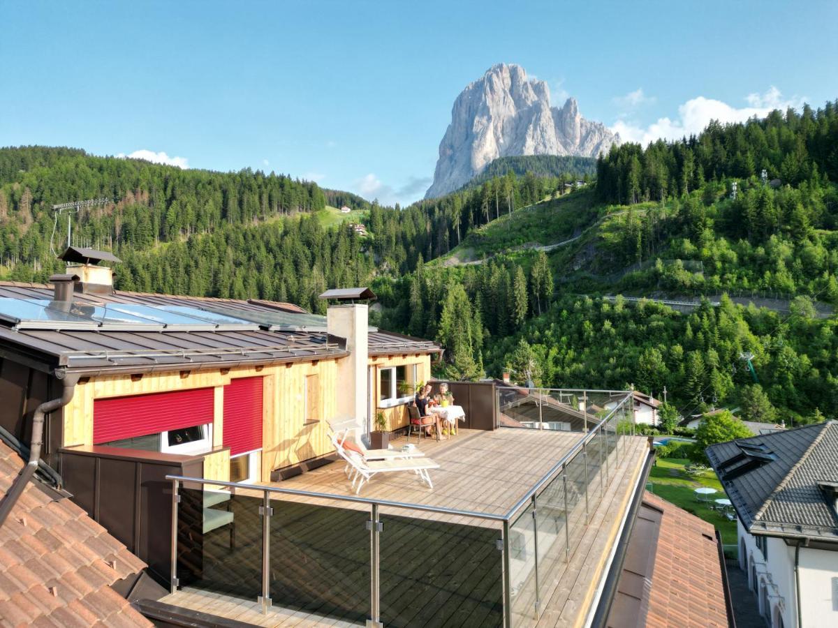 Apartments Heritage House Margherita Santa Cristina Val Gardena Bagian luar foto