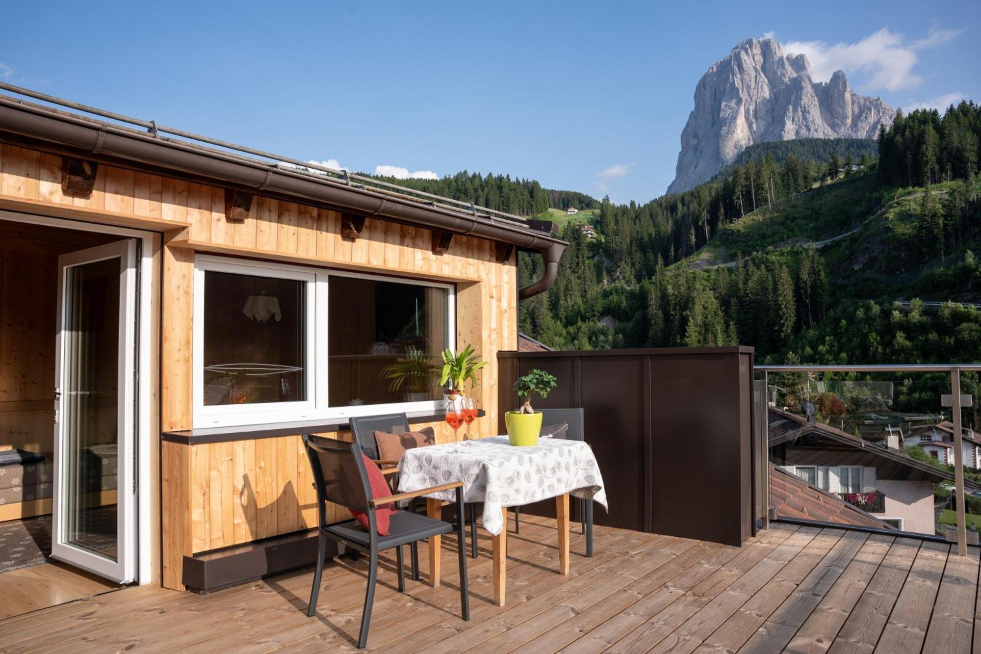 Apartments Heritage House Margherita Santa Cristina Val Gardena Bagian luar foto
