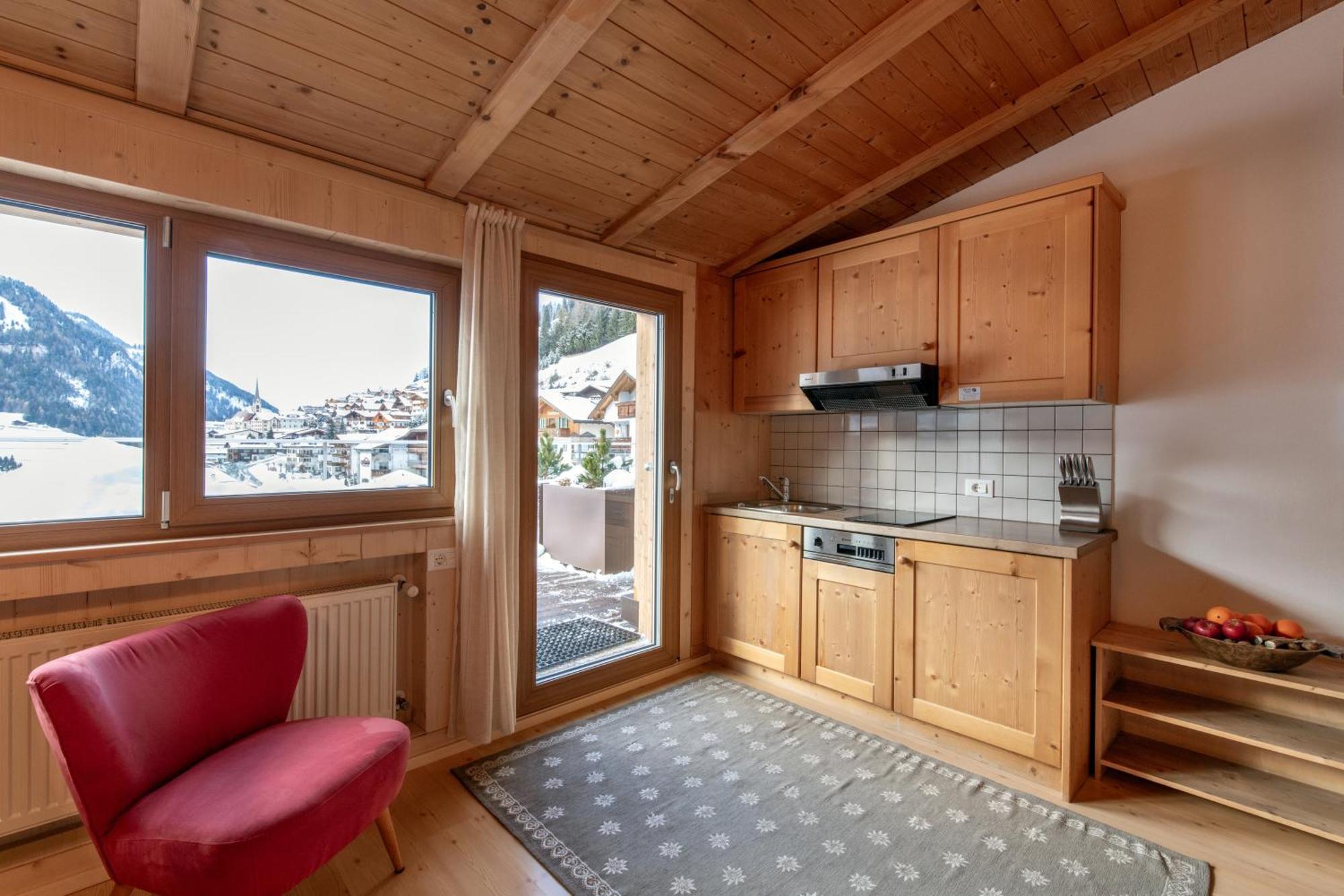 Apartments Heritage House Margherita Santa Cristina Val Gardena Bagian luar foto