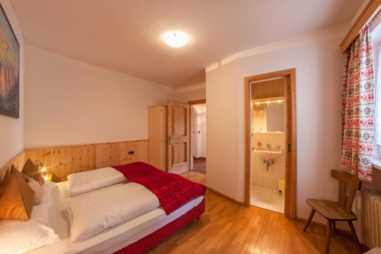 Apartments Heritage House Margherita Santa Cristina Val Gardena Bagian luar foto